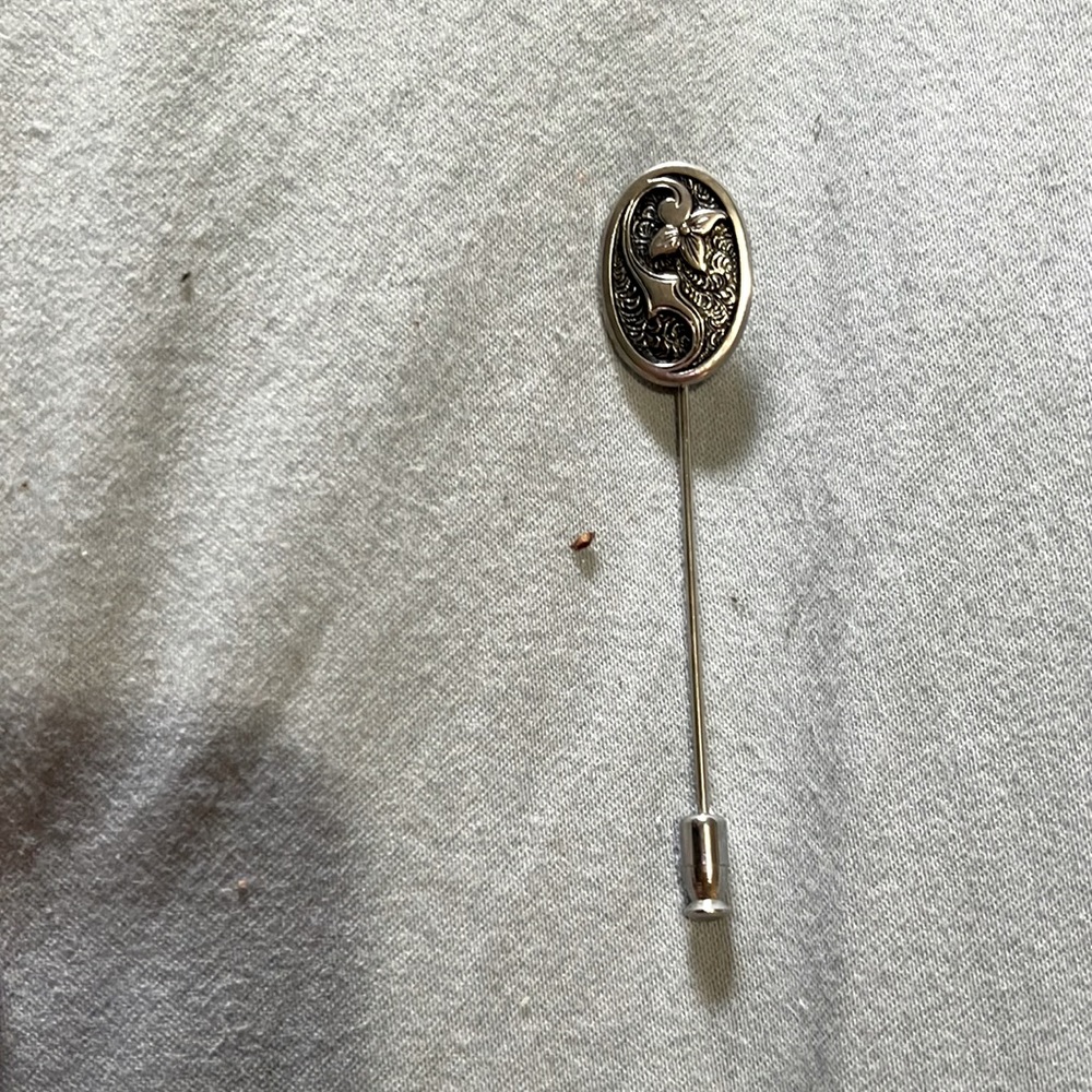 Vintage Victorian brooch